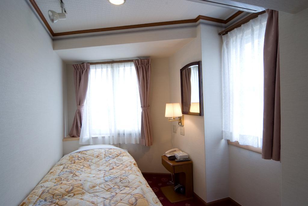 Beppu Station Hotel Chambre photo